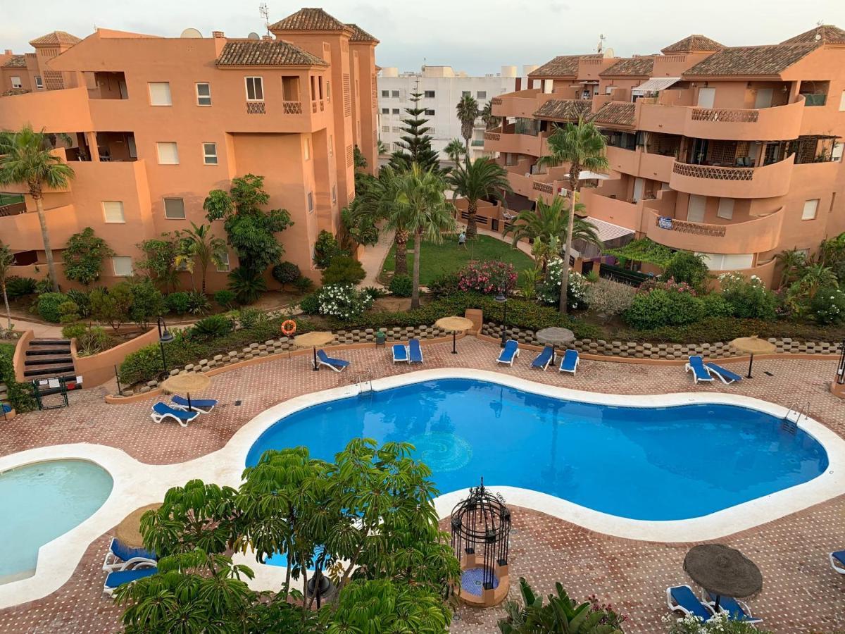 Apartementos Almerimar Golf Екстер'єр фото