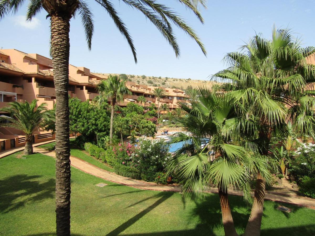 Apartementos Almerimar Golf Екстер'єр фото
