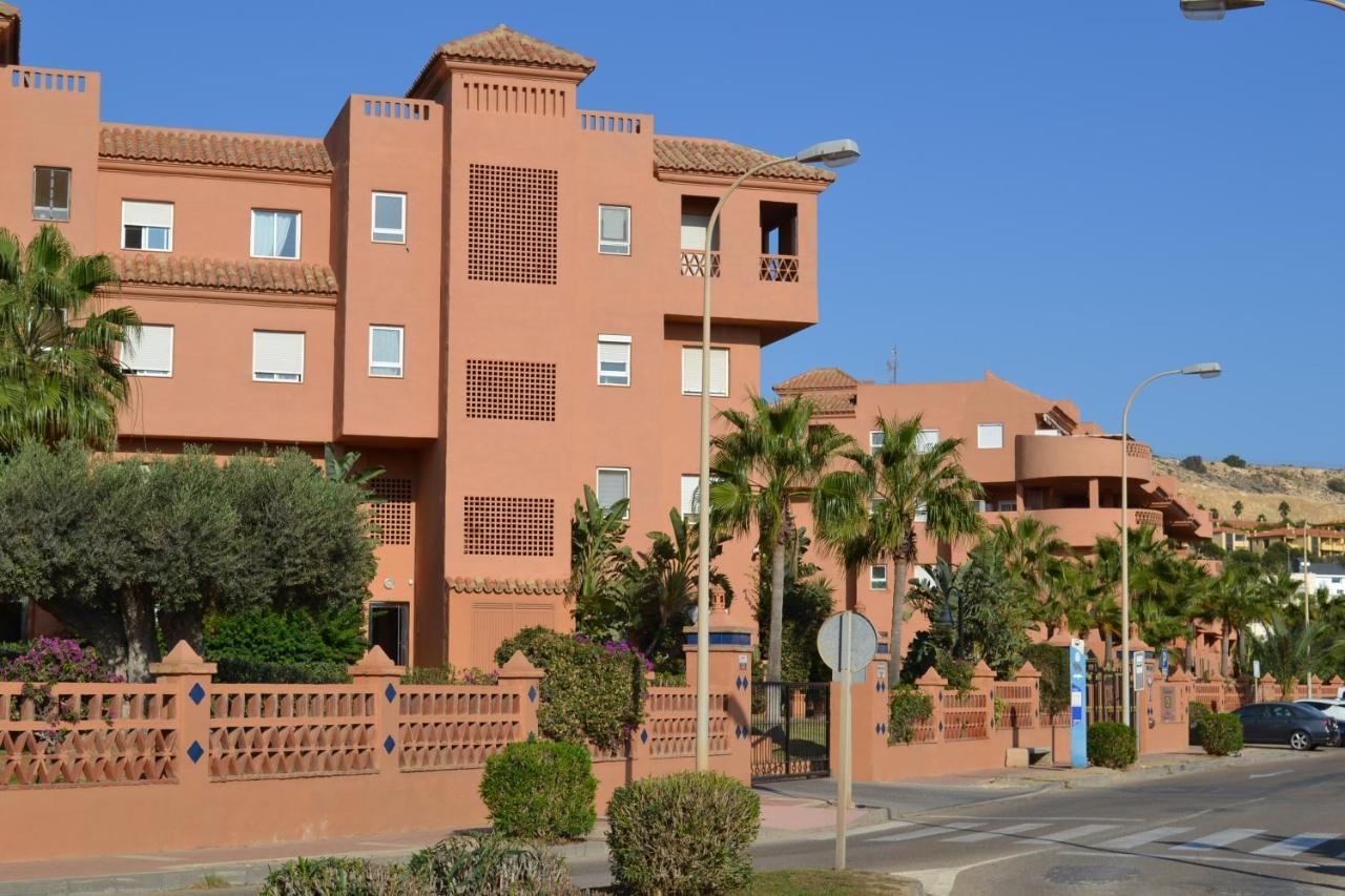 Apartementos Almerimar Golf Екстер'єр фото