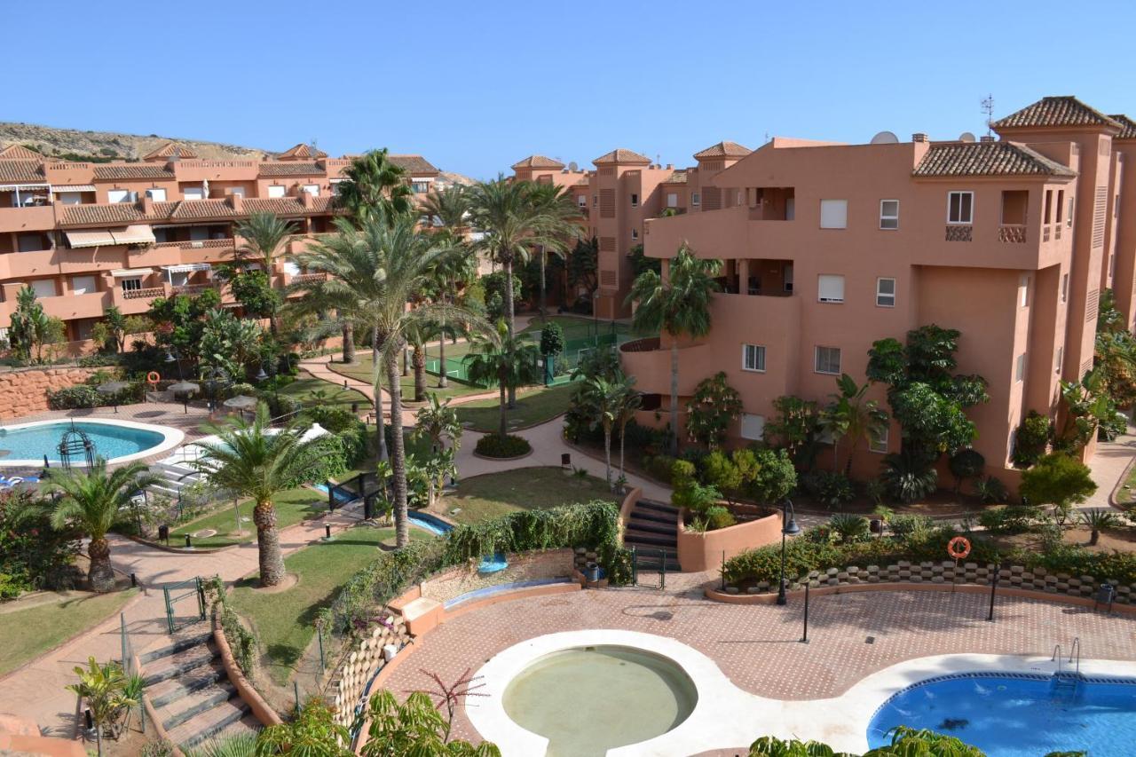 Apartementos Almerimar Golf Екстер'єр фото